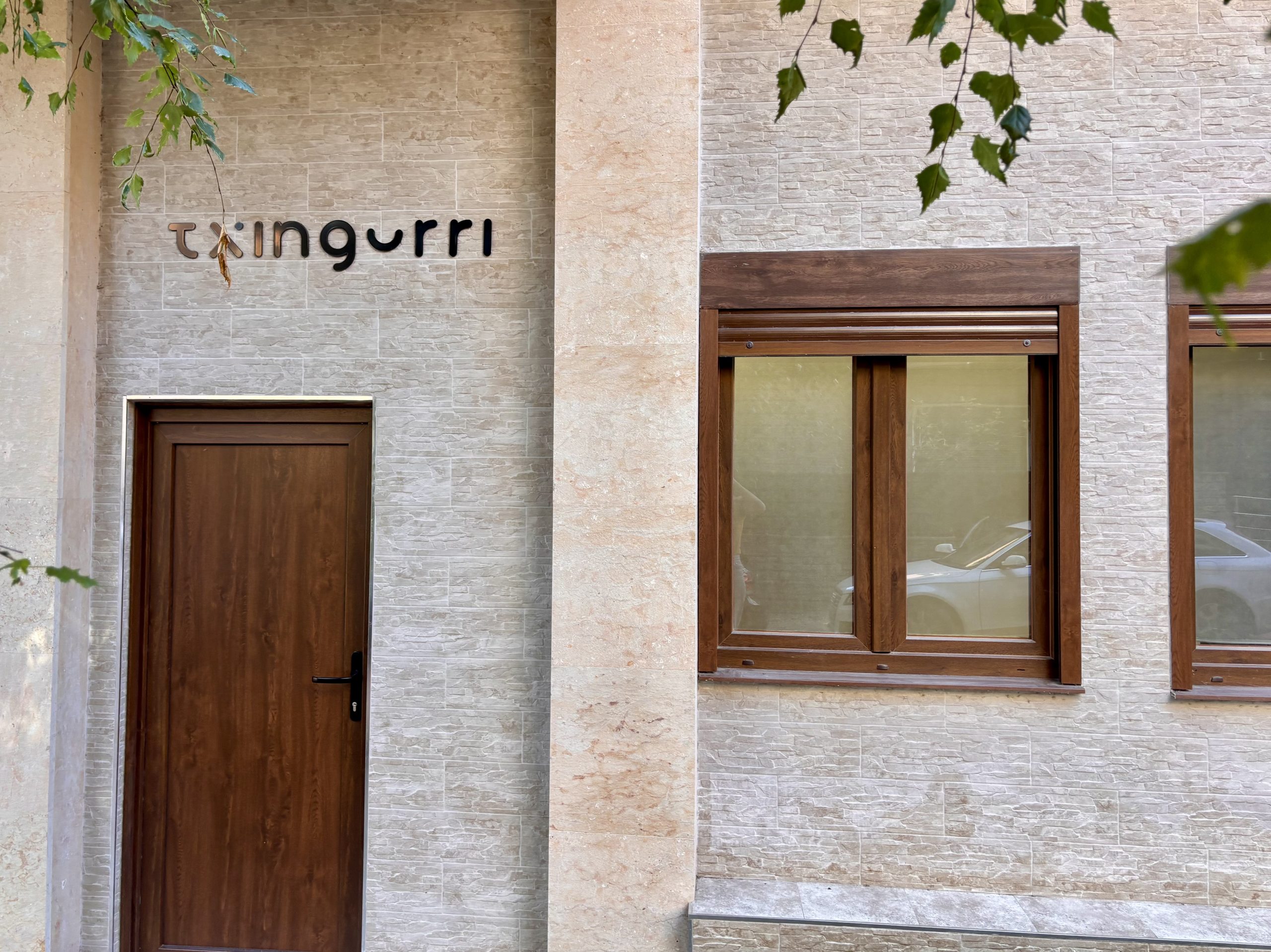 Txingurri12